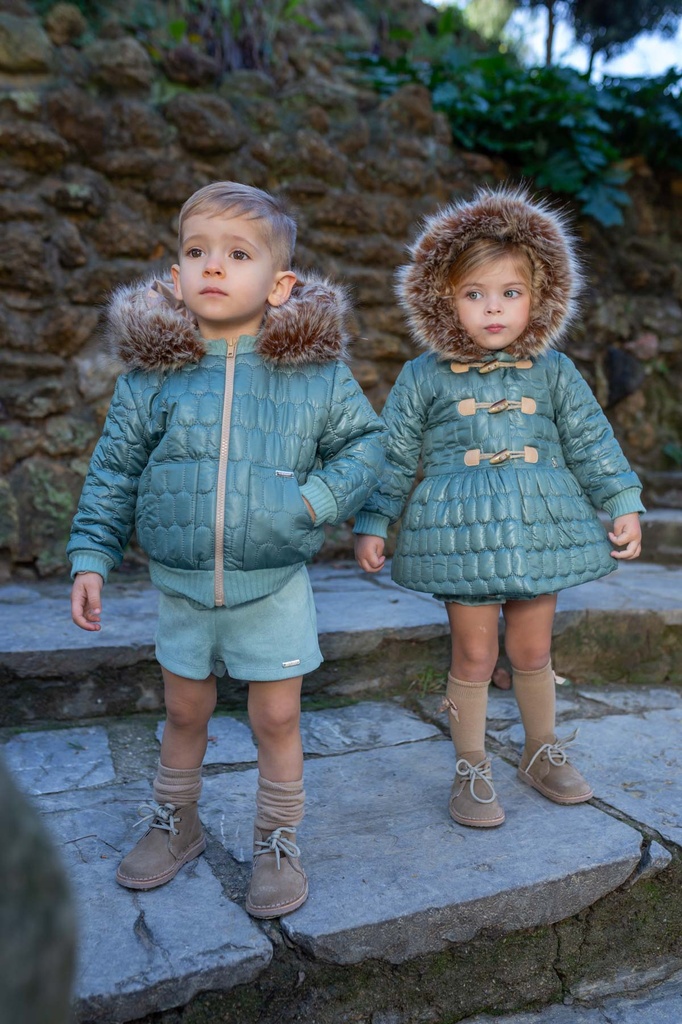 Abrigo de niña bebé